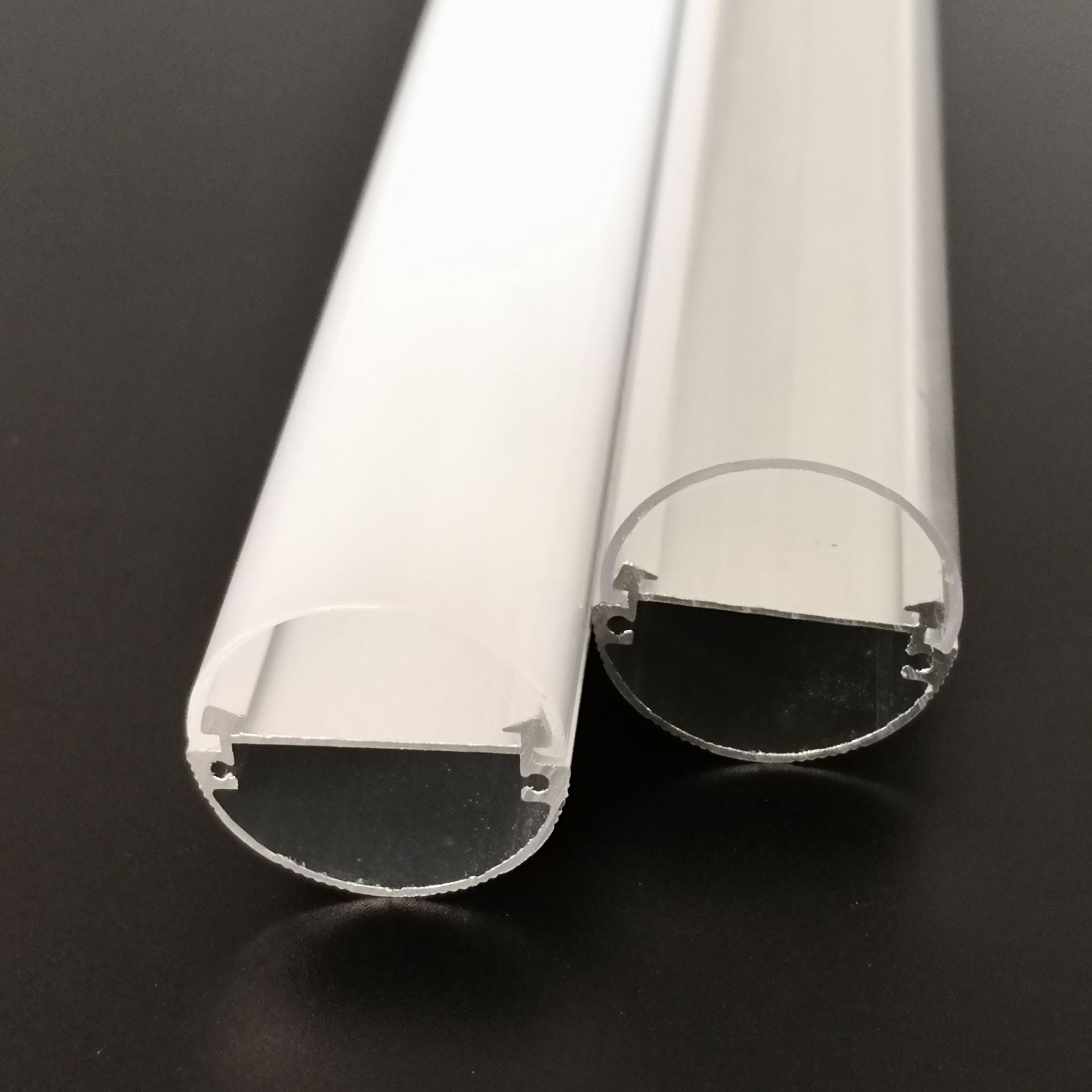 Aplikasi lampu linear LED